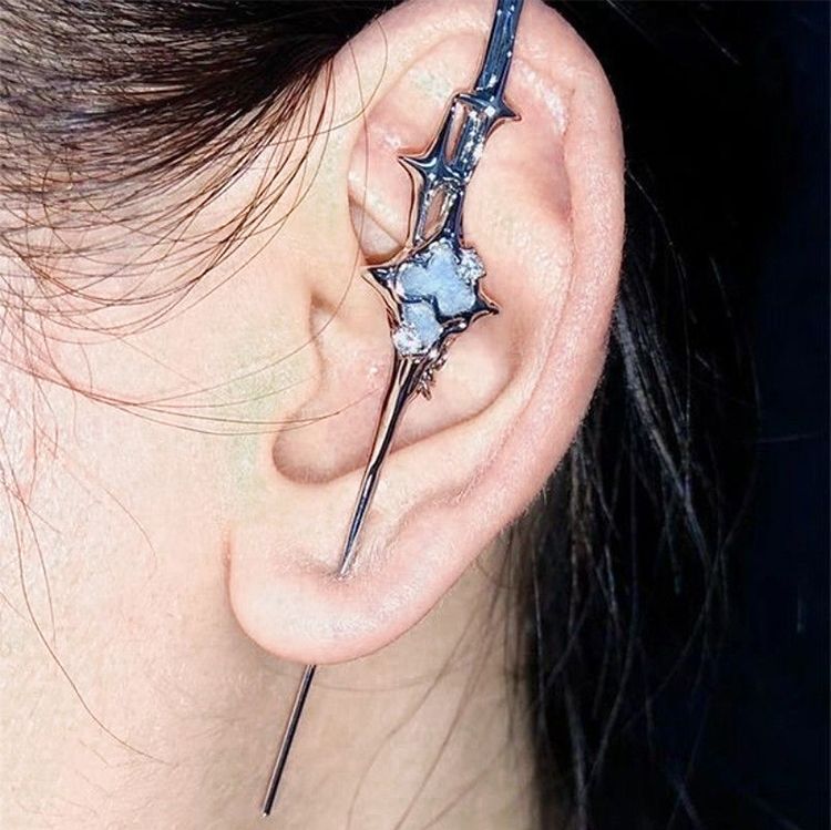 Original Eight-Point Star Ear Hook – Snake & Star Puncture Needle Design (Left / Right Set)