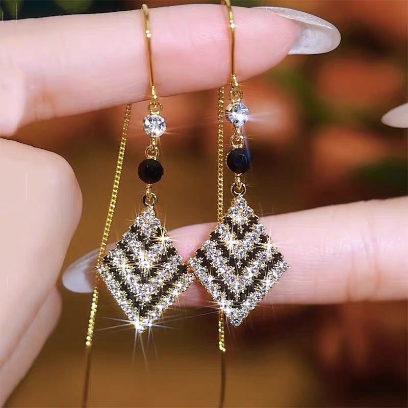 Black & White Diamond Rhombus Earrings – Full Crystal Light Luxury Statement Pair