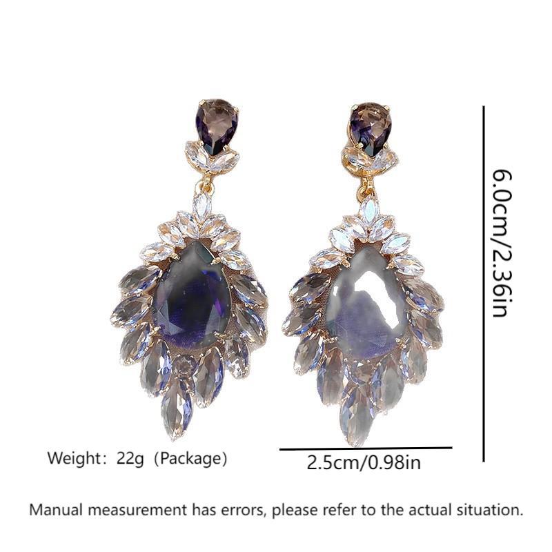 Vintage Purple Flower Stud Earrings – Retro High-Sense Cold-Wind Design for Women