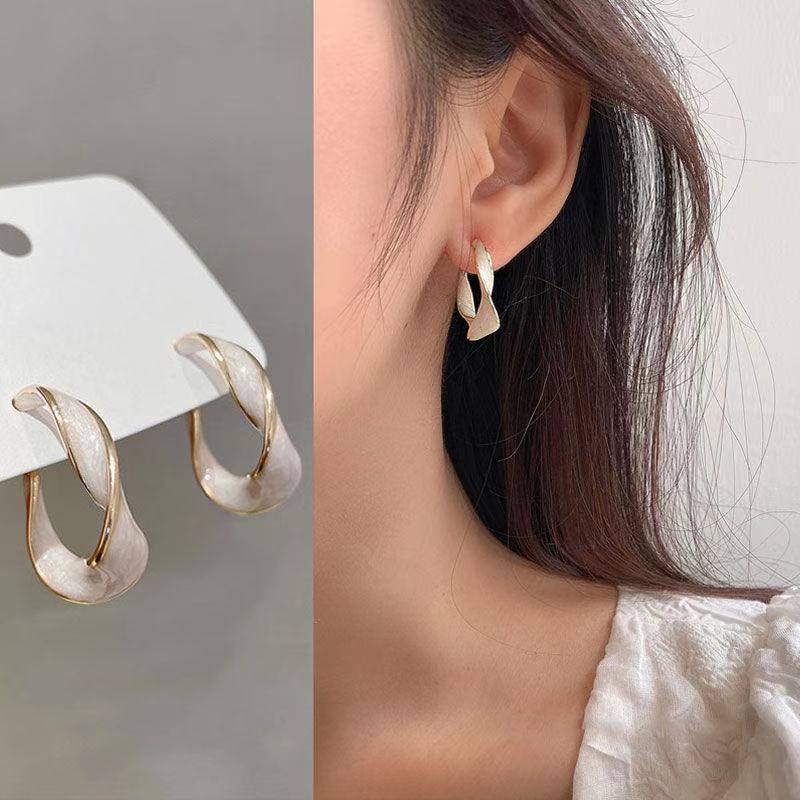 Cream White C-Shaped Earrings – Geometric Distortion Drop-Oil Design for Women