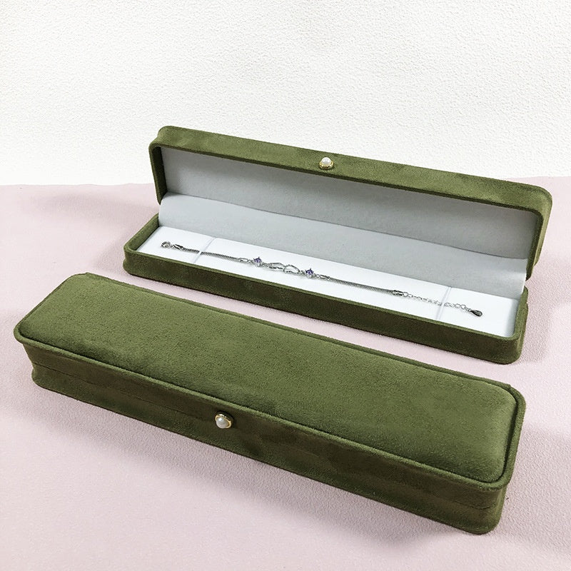 Luxury Velvet Jewelry Box with Pearl Buckle – Gift-Ready Storage for Rings, Earrings & Necklaces