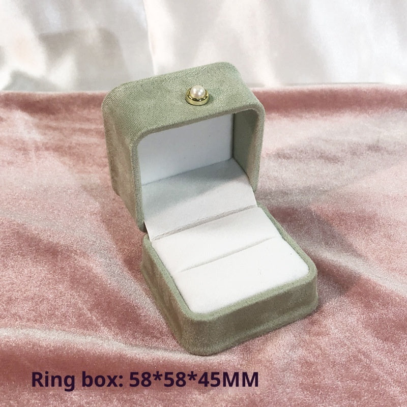 Luxury Velvet Jewelry Box with Pearl Buckle – Gift-Ready Storage for Rings, Earrings & Necklaces